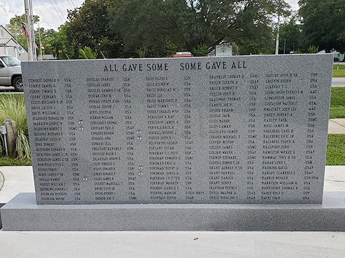 Photo of The Silverhill Veterans Memorial.