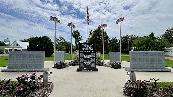 Photo of Silverhill Veterans Memorial.