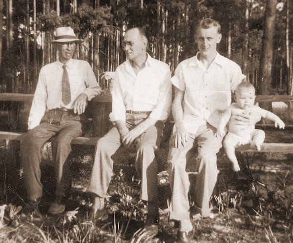 Photo of Fosberg Family.