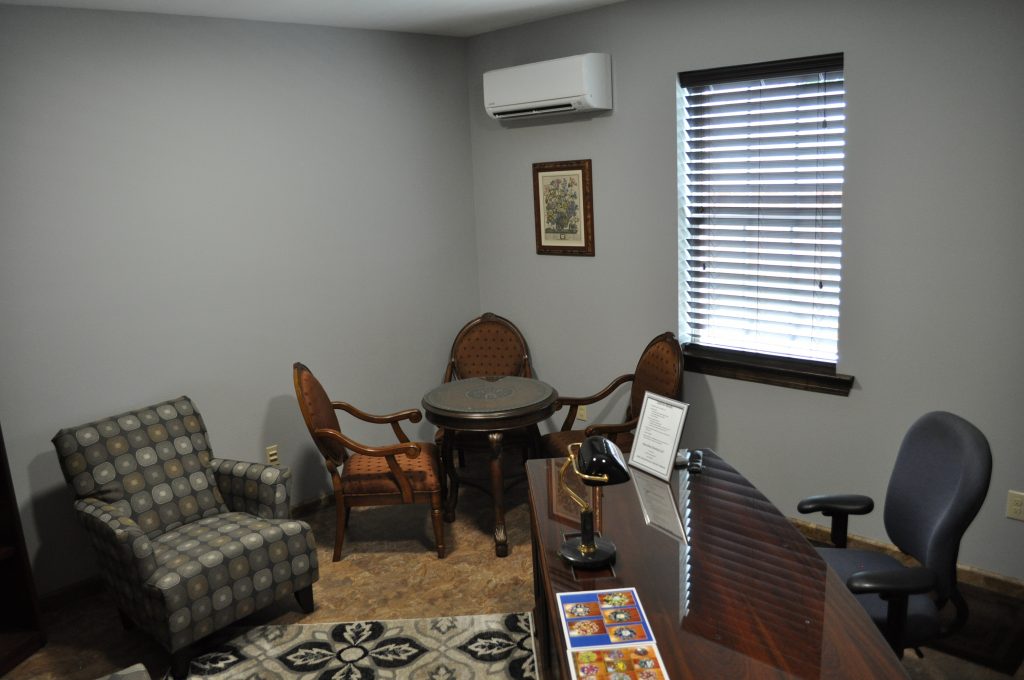 Offices for rent in Silverhill Alabama. Executive Suites for lease in Baldwin County.