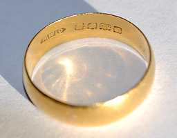 Photo of Sixten's ring.