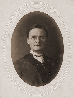 Photo of Cornelia Dewey Harford Slosson